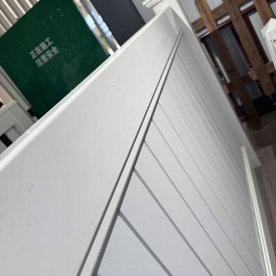 White Durable PVC Vinyl Privacy Fence Post 2.59m Waterproof for homes gardens