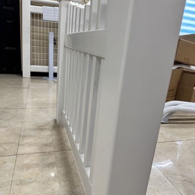 High Easy Maintain Closed Picket Vinyl Fence 4ft Use Strong Stable