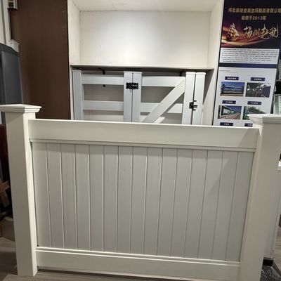 Easy Install PVC 6 Ft White Vinyl Privacy Fence Waterproof UV Resistant