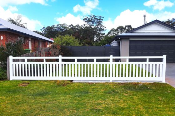 6 Foot Weather Resistant PVC Horse Fence Offering Durable and Attractive Outdoor Boundary Solutions for Horse Enclosures