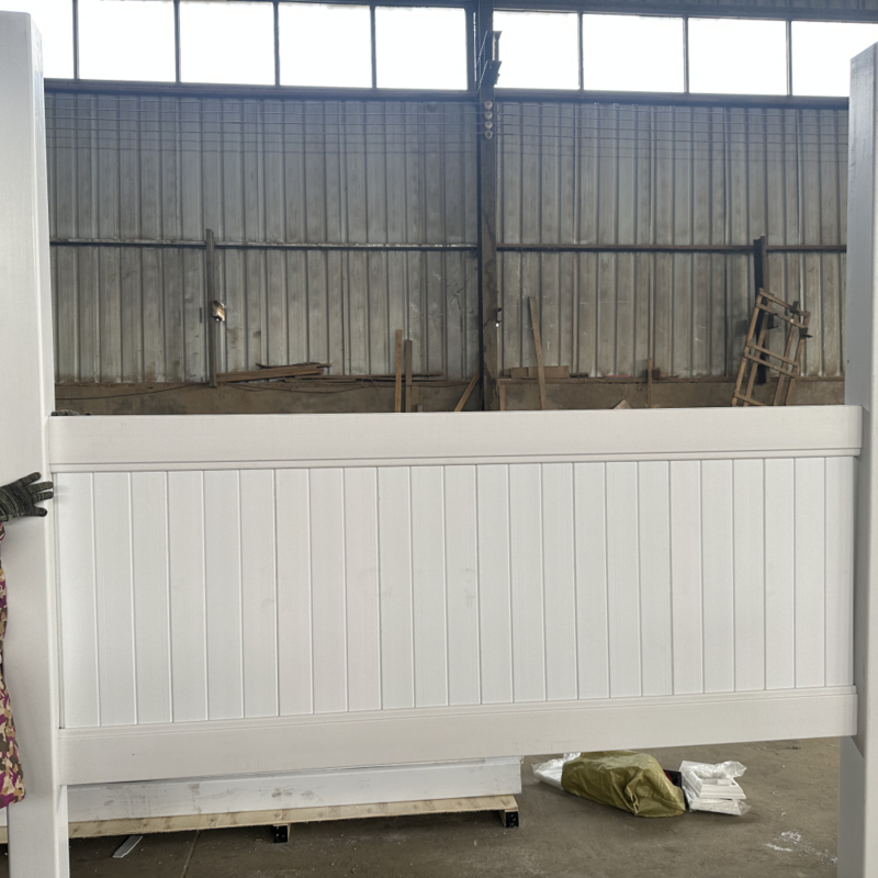 Installation Friendly Vinyl Fence Panels For Sale 1.83m High Adjustable Size