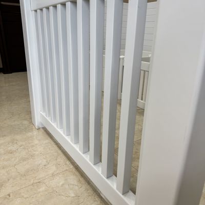 Termite Proof Eco Friendly Vinyl Pool Fencing Maintains Visibility 8ft Wide