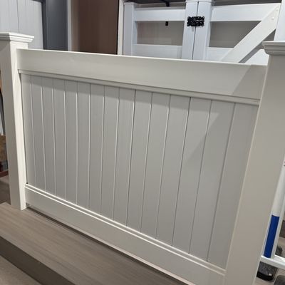 Waterproof PVC Privacy Outdoor Vinyl Fencing 1820mm High 6ft*8ft