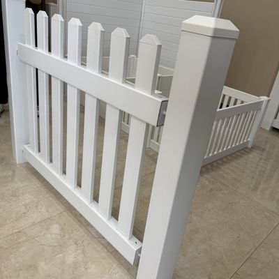 Không khí PVC nhựa White Garden hàng rào mạnh mẽ ổn định 4 * 8FT
